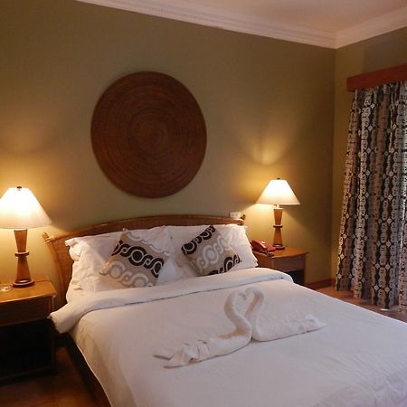 Elsalvador Beach Resort Maslog  Экстерьер фото