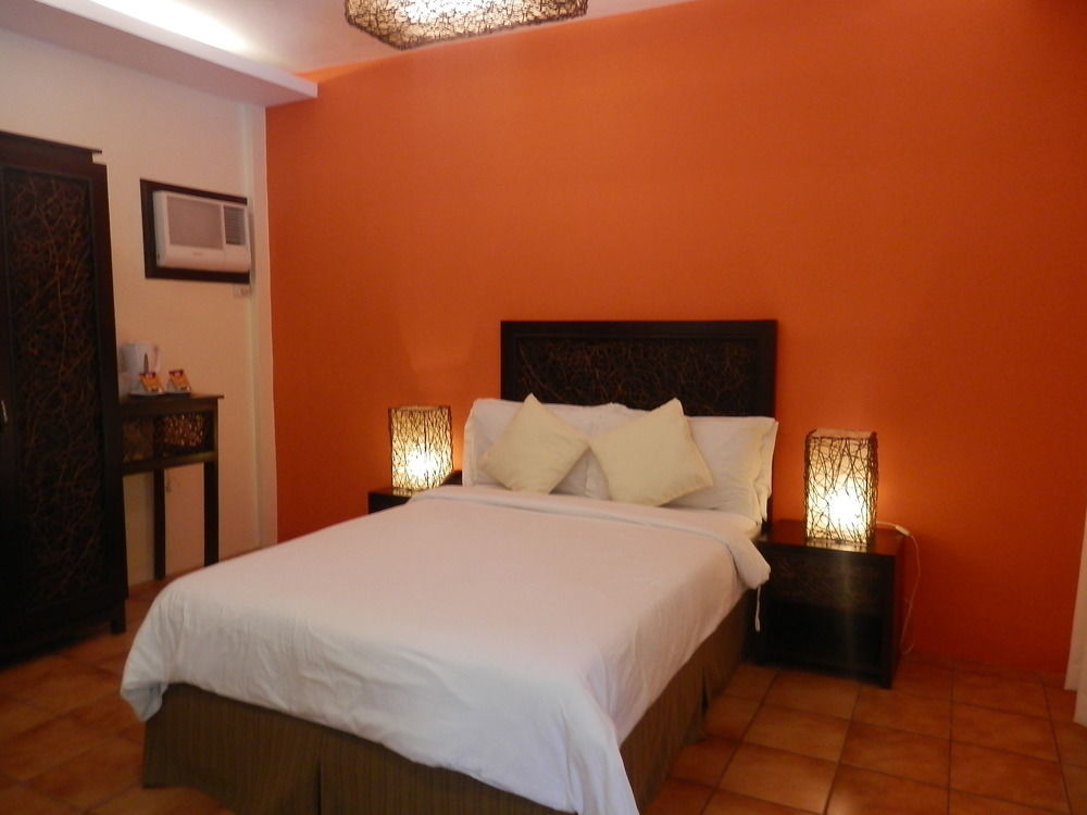 Elsalvador Beach Resort Maslog  Экстерьер фото