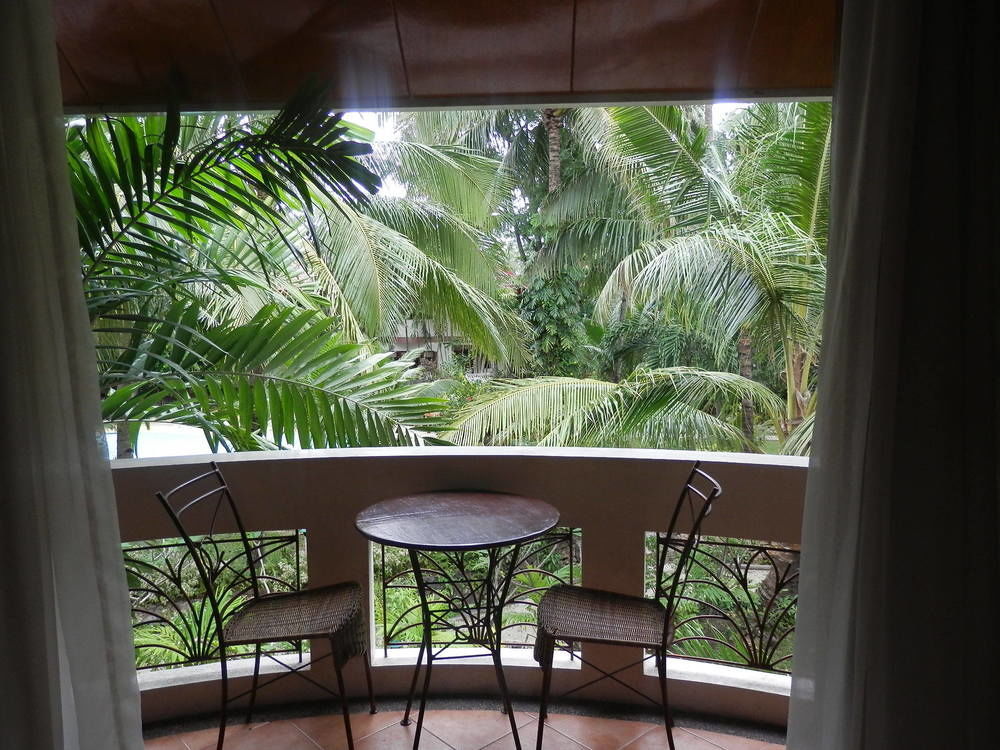 Elsalvador Beach Resort Maslog  Экстерьер фото
