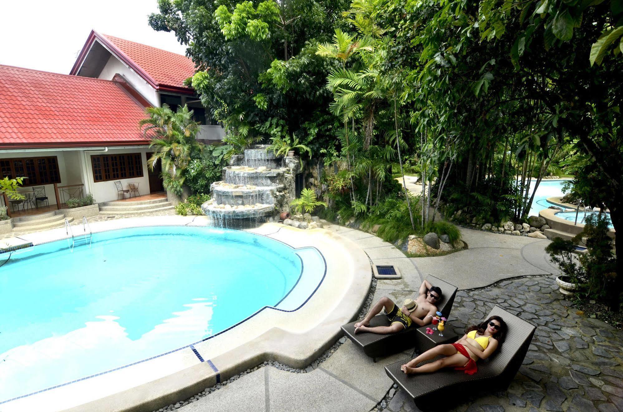 Elsalvador Beach Resort Maslog  Экстерьер фото