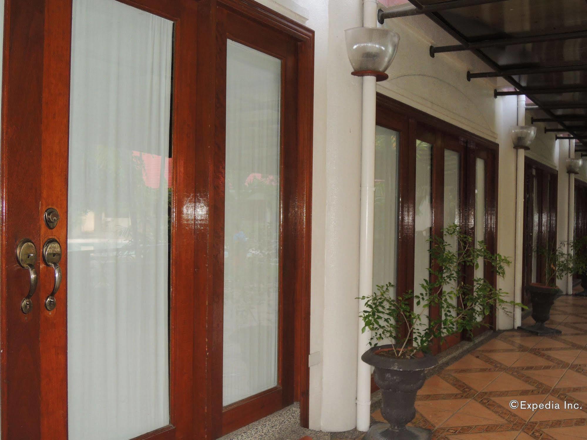 Elsalvador Beach Resort Maslog  Экстерьер фото