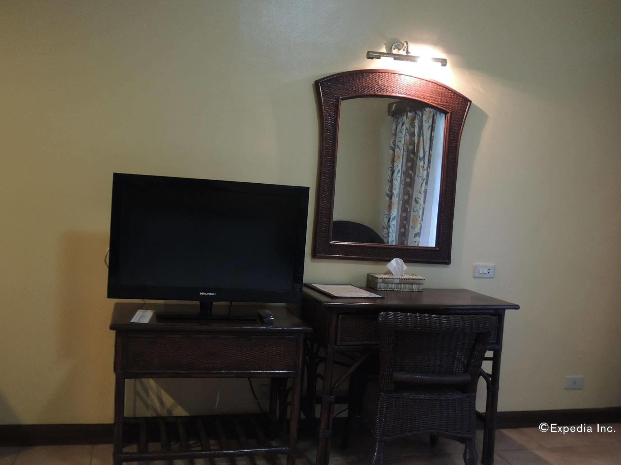Elsalvador Beach Resort Maslog  Экстерьер фото