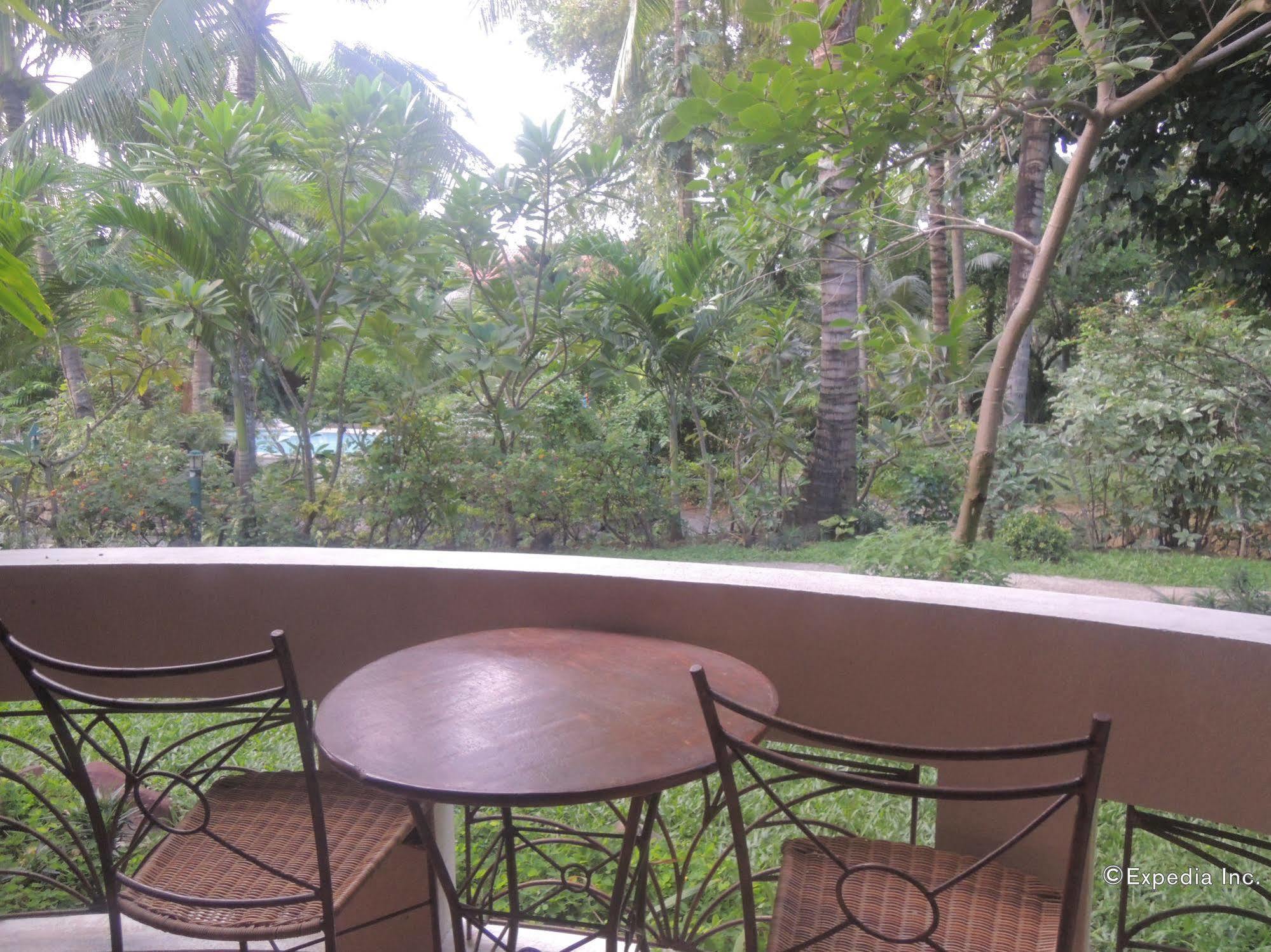 Elsalvador Beach Resort Maslog  Экстерьер фото